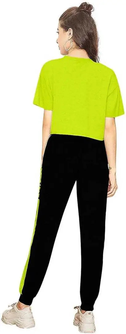 Stylish Women Tracksuit Perot Queen