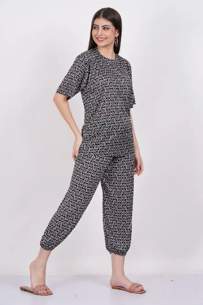 Trendy Women Co-Ord Set For Daily Purpose